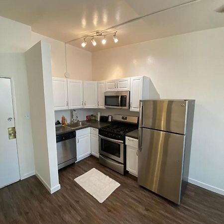 Cozy Andcomfortable Hollywood Apartment Лос-Анджелес Экстерьер фото