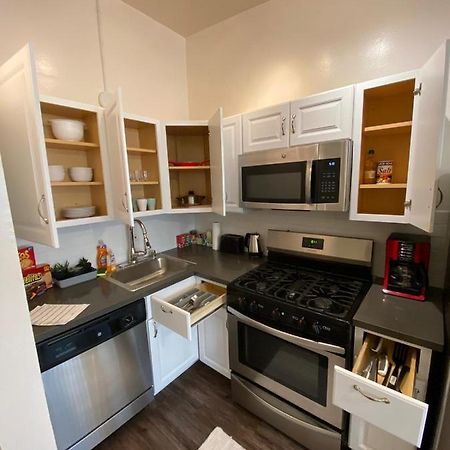 Cozy Andcomfortable Hollywood Apartment Лос-Анджелес Экстерьер фото