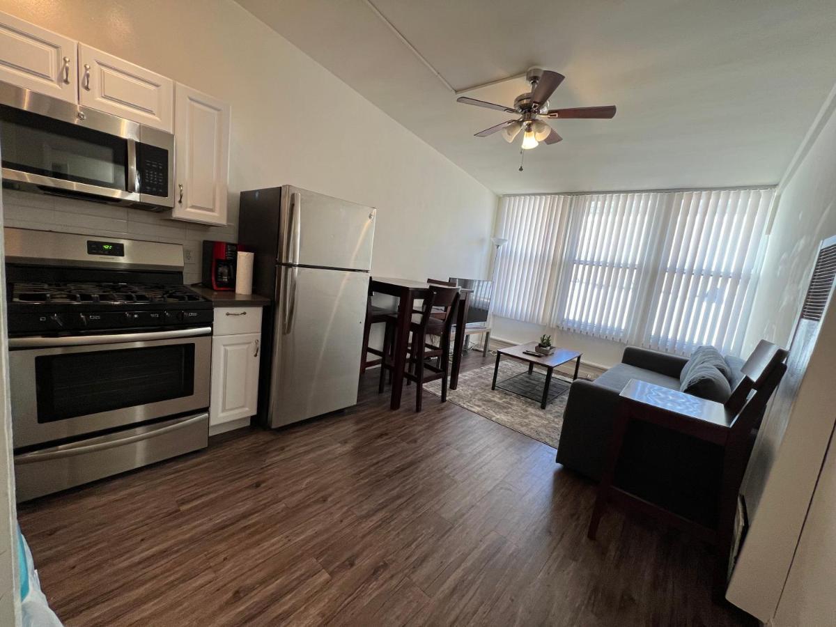 Cozy Andcomfortable Hollywood Apartment Лос-Анджелес Экстерьер фото